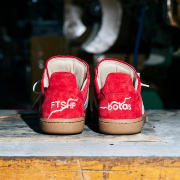 Botas X Footshop Red