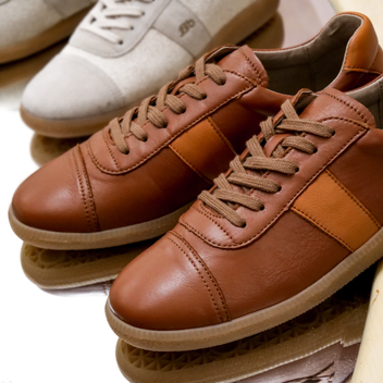 Baťasky 1897 Caramel