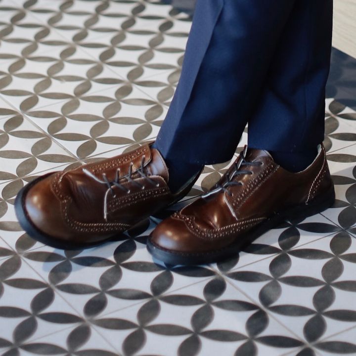 Brogue Low Dark Brown Black